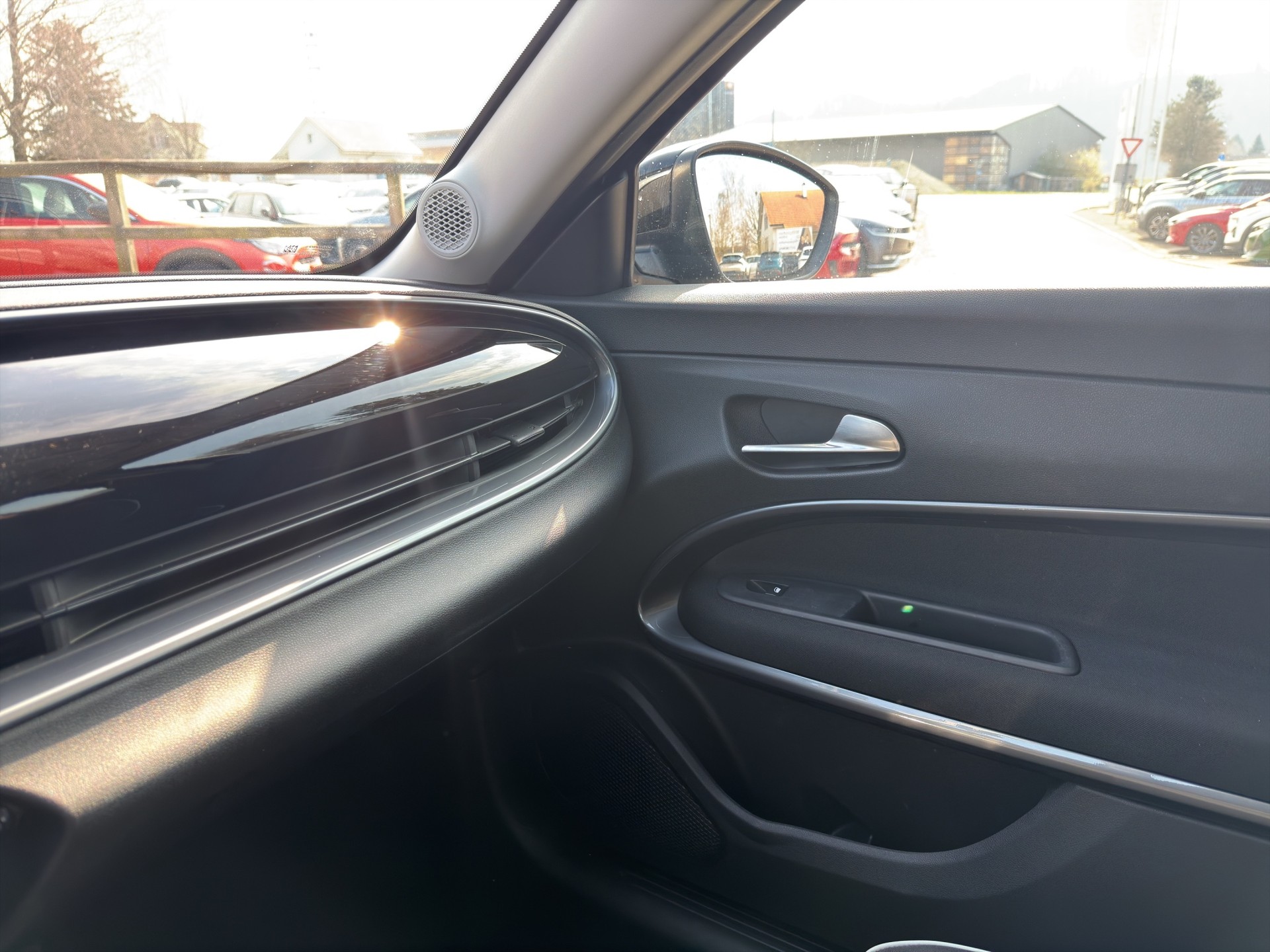 FIAT 600 1.2 Hybrid 145 Cult-image-30
