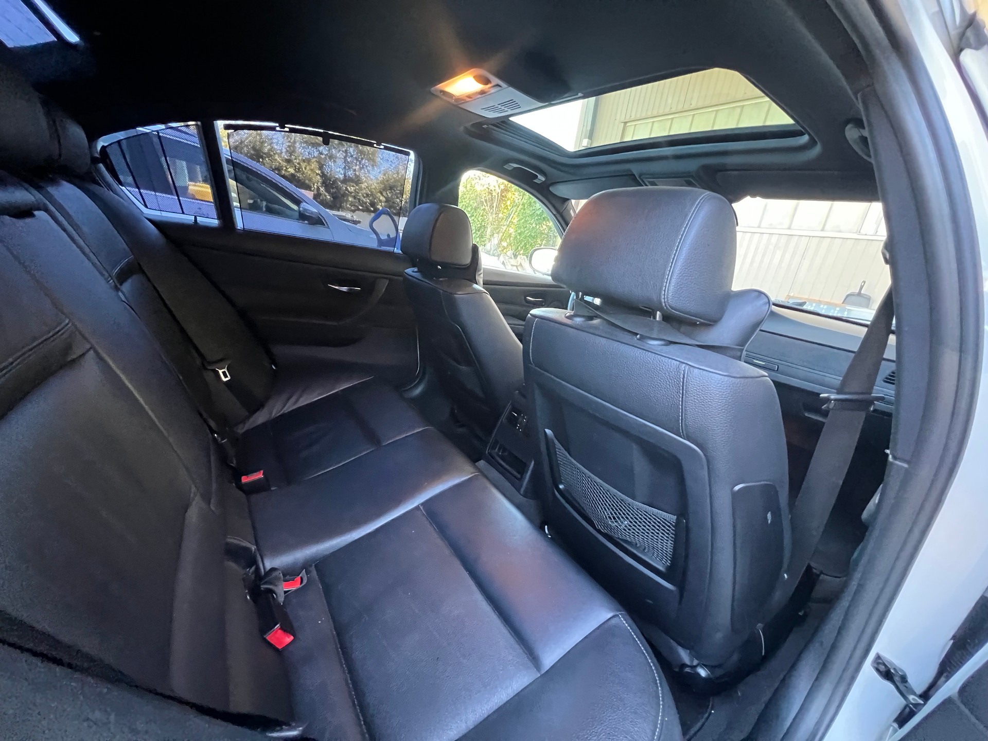 BMW 335i Steptronic-image-11