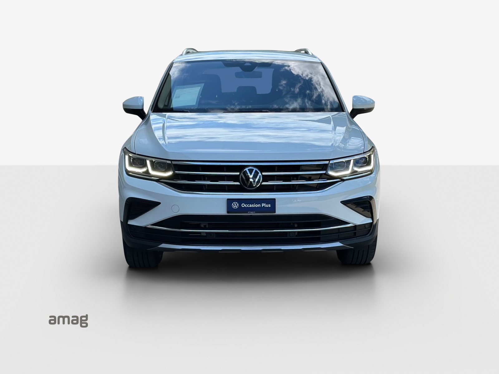 VW Tiguan 2.0 TDI SCR Elegance 4Motion DSG-image-6
