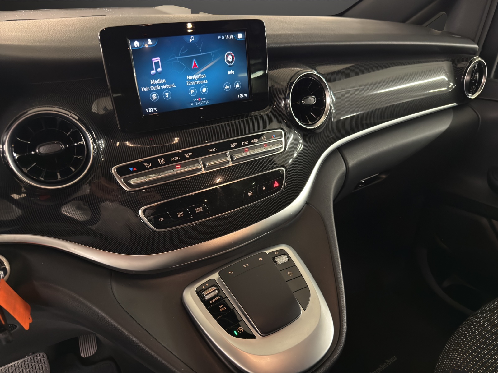 MERCEDES-BENZ V 250 d lang 9G-Tronic-image-13
