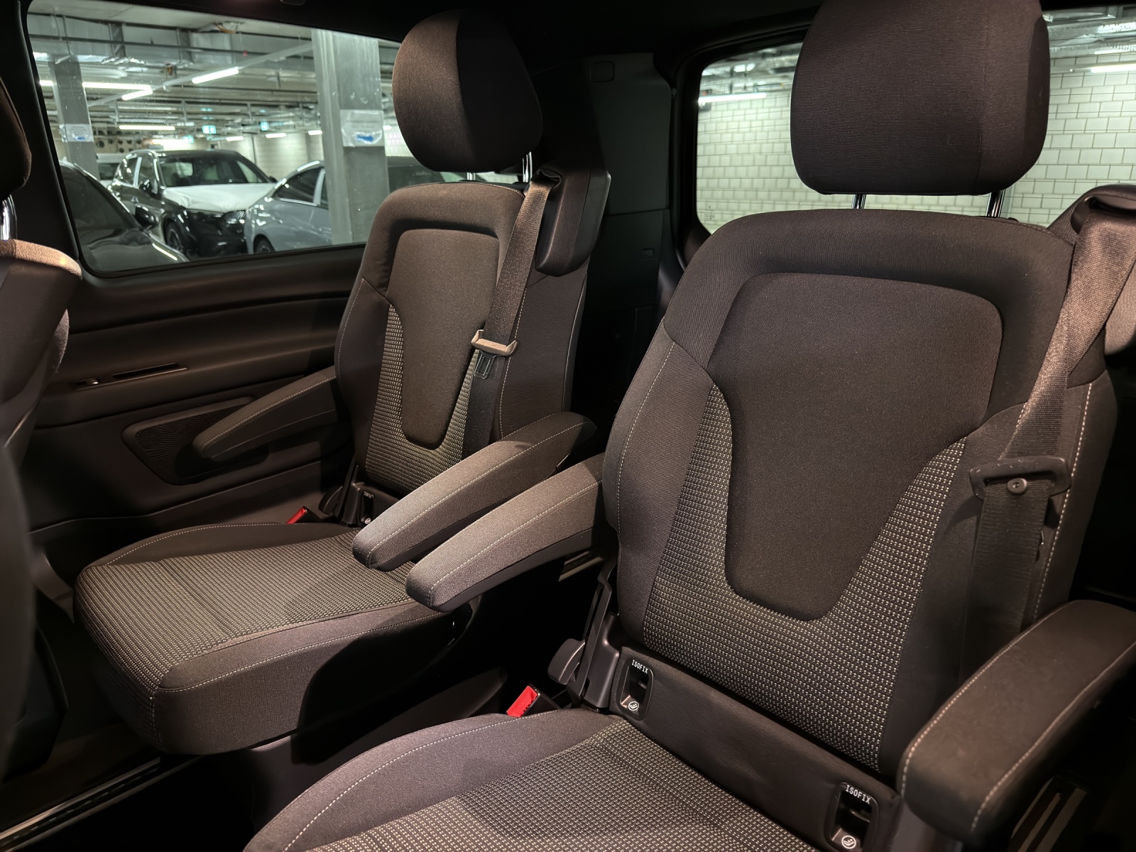 MERCEDES-BENZ V 250 d lang 9G-Tronic-image-16