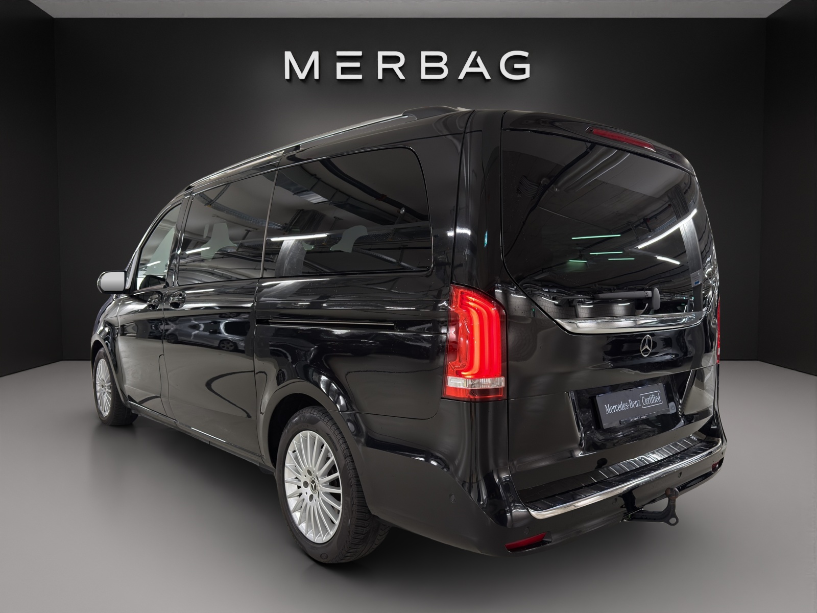 MERCEDES-BENZ V 250 d lang 9G-Tronic-image-5