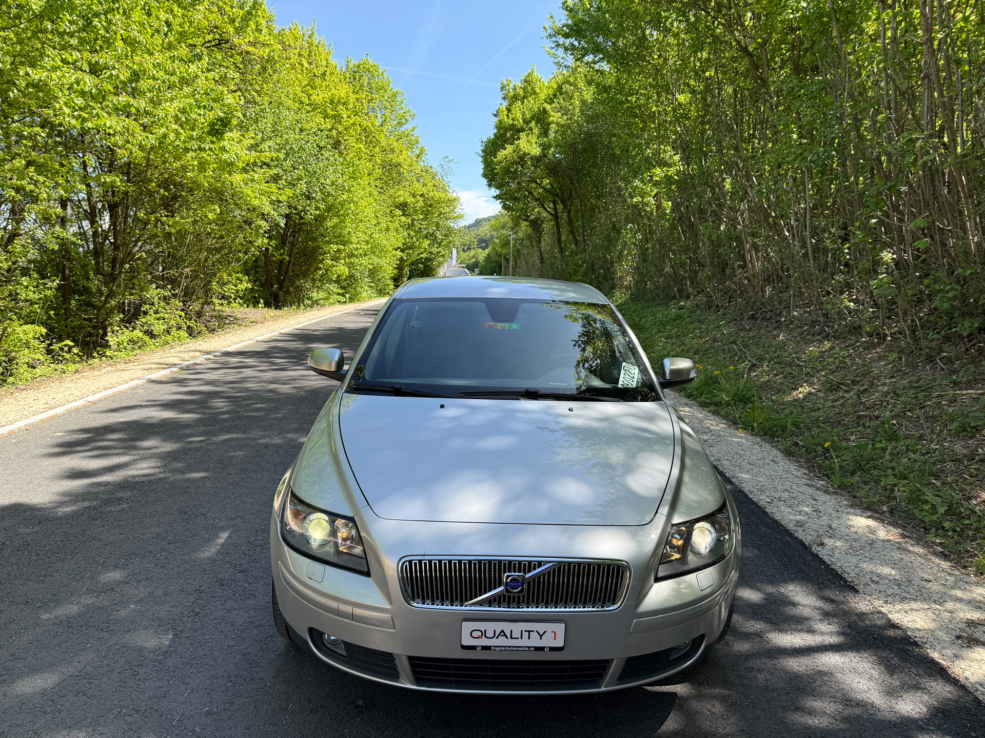 VOLVO V50 2.0D Summum-image-1