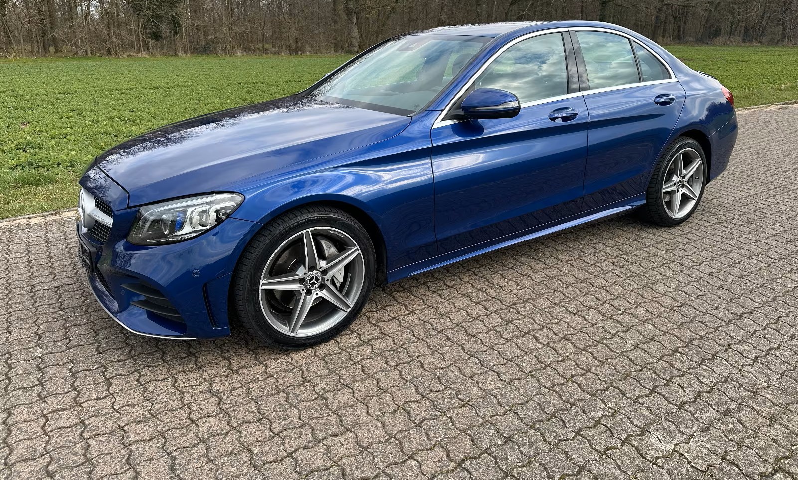 MERCEDES-BENZ C 200 4Matic AMG Line 9G-Tronic