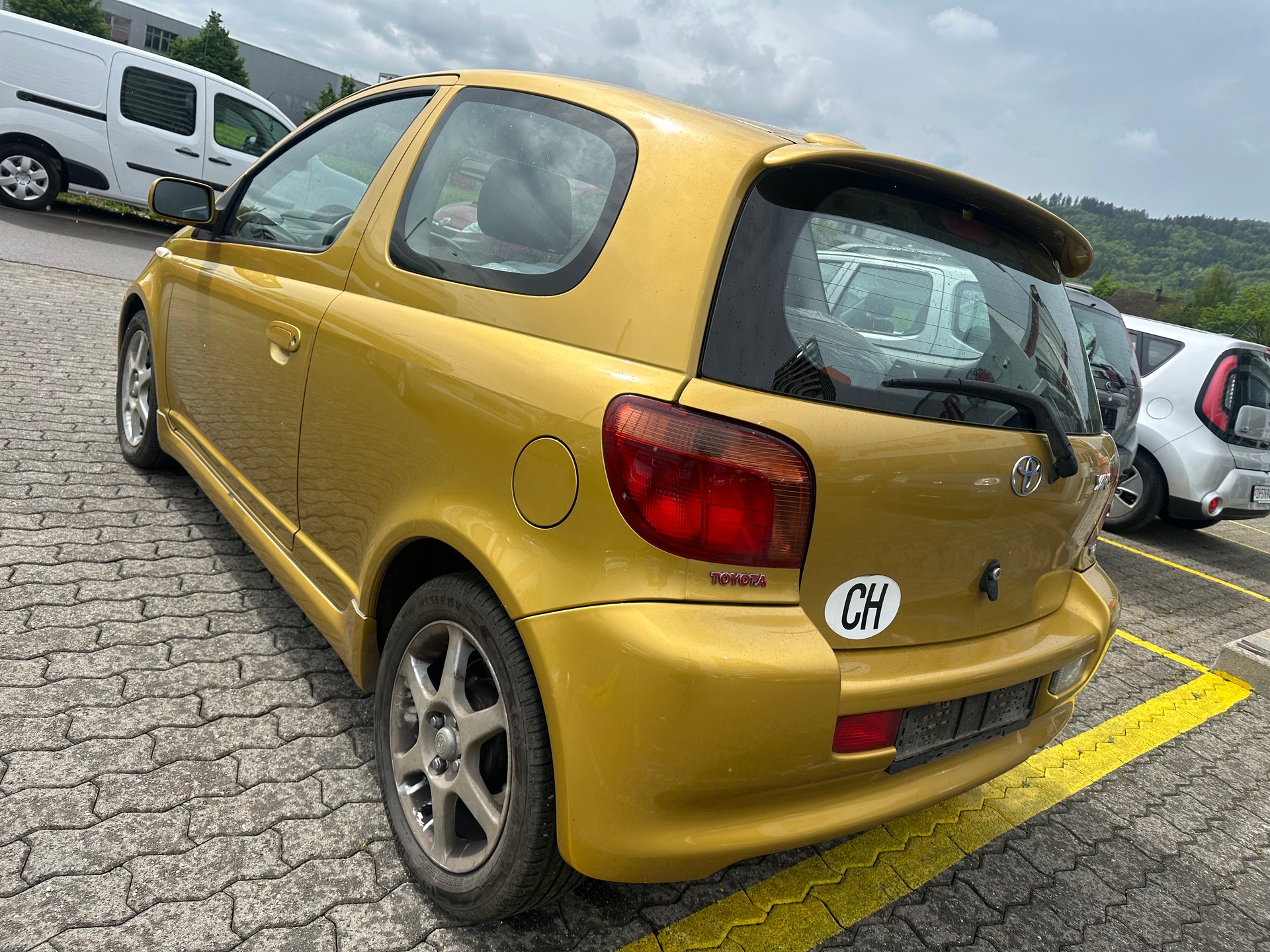 TOYOTA Yaris 1.5 TS-image-3