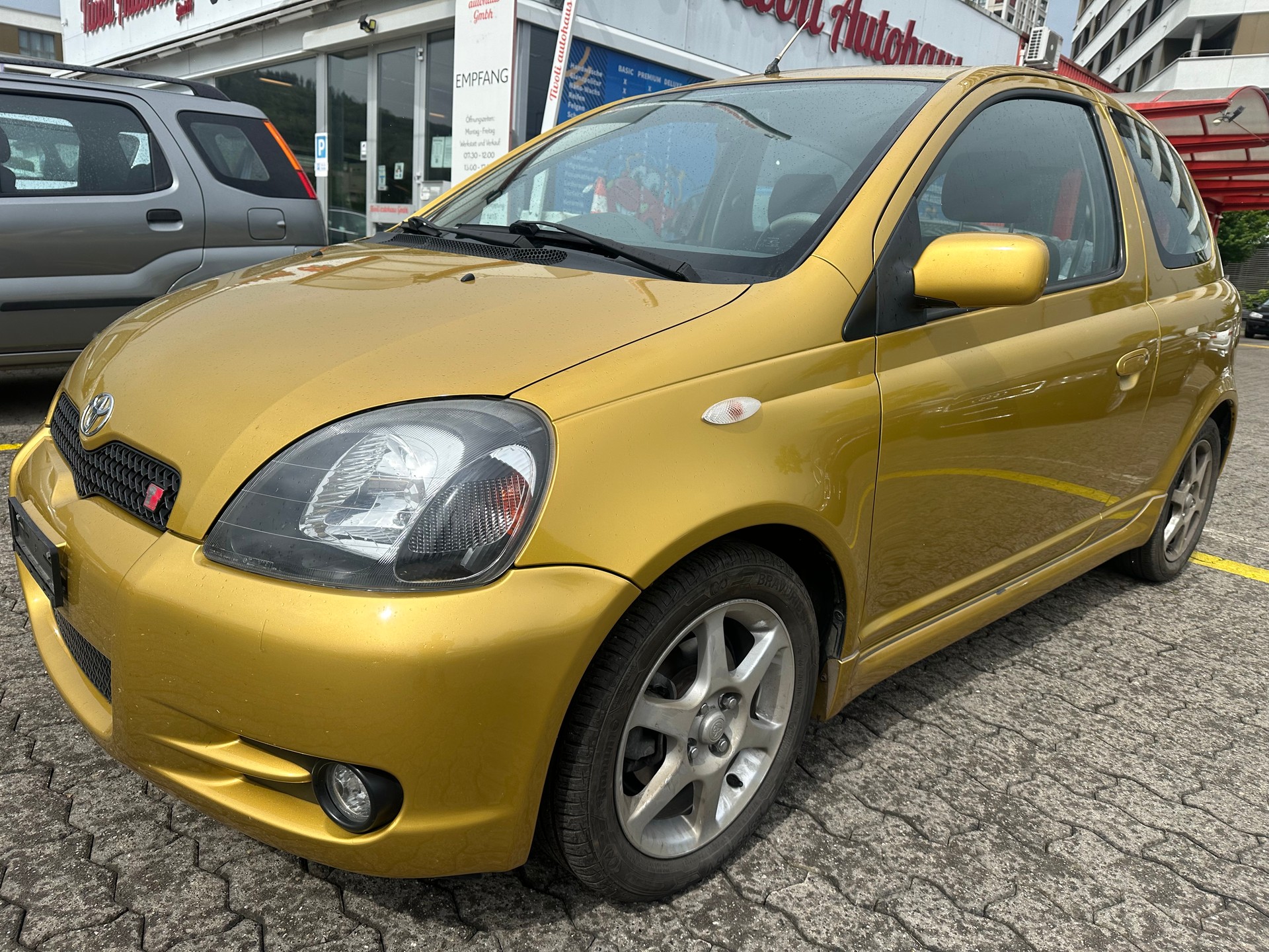 TOYOTA Yaris 1.5 TS-image-2