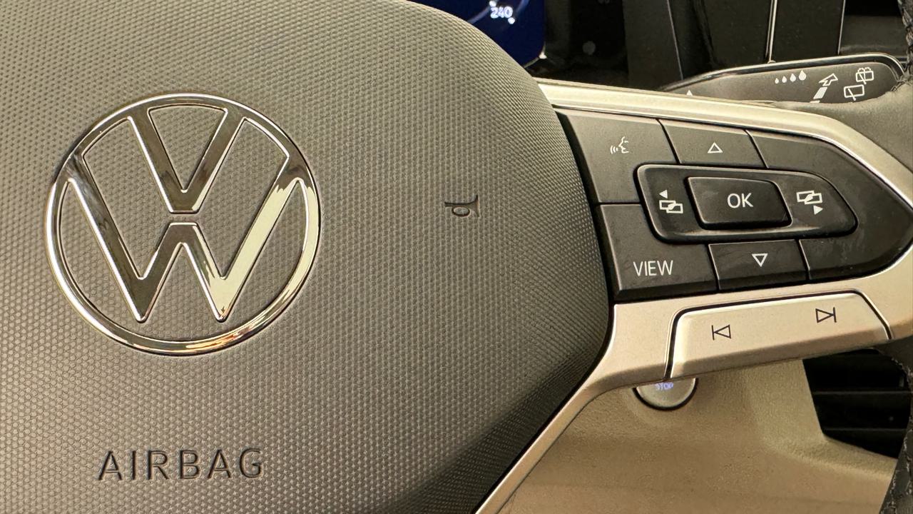 VW Multivan 1.5 eHybrid Life Lang DSG-image-9