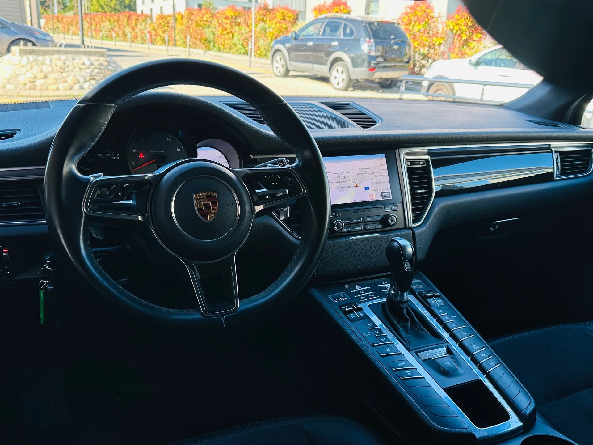 PORSCHE Macan S PDK-image-15