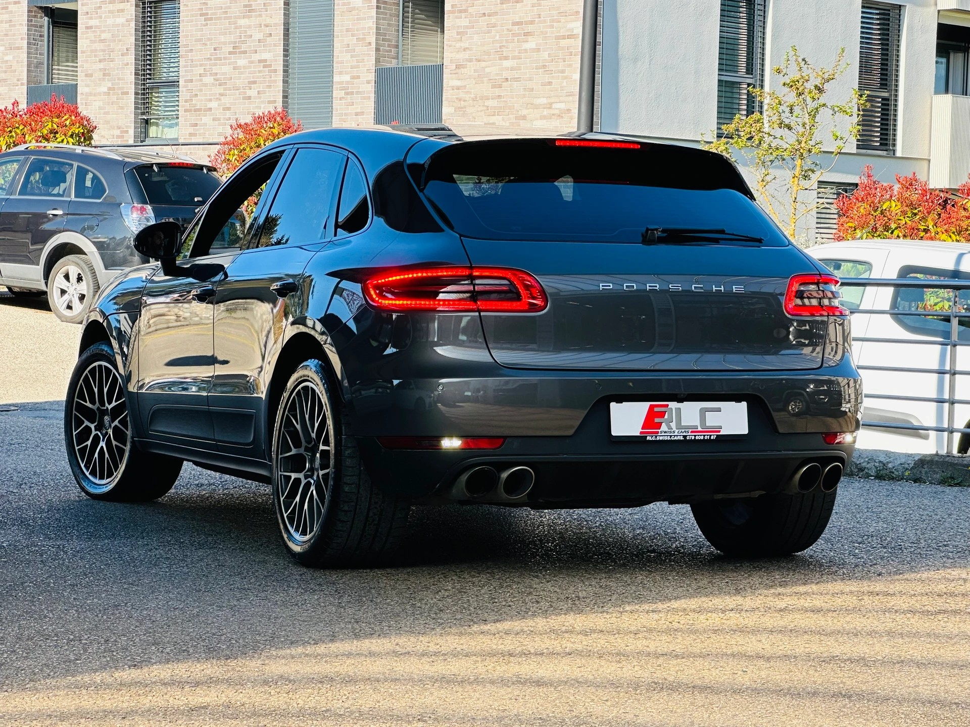 PORSCHE Macan S PDK-image-7