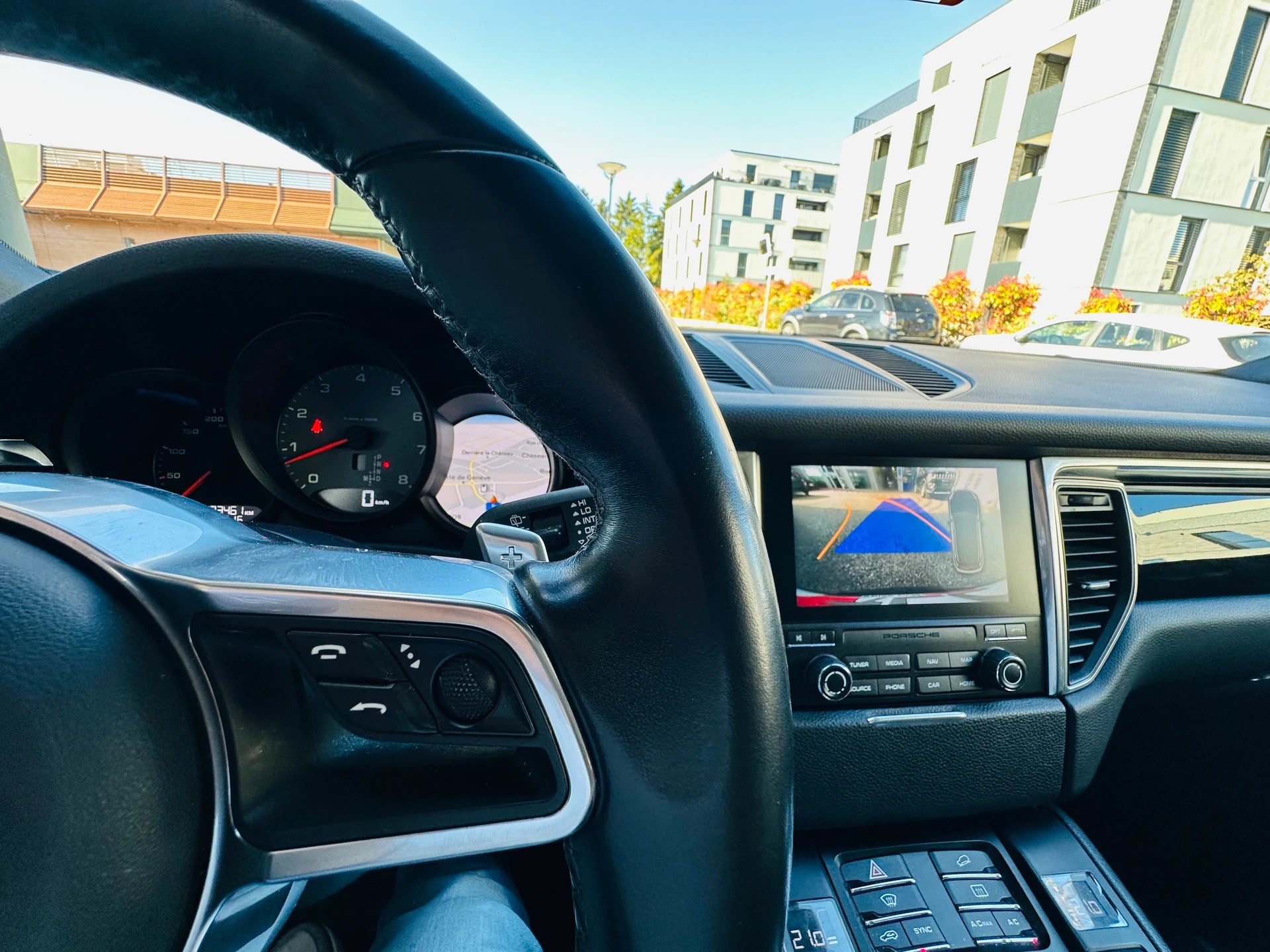 PORSCHE Macan S PDK-image-16