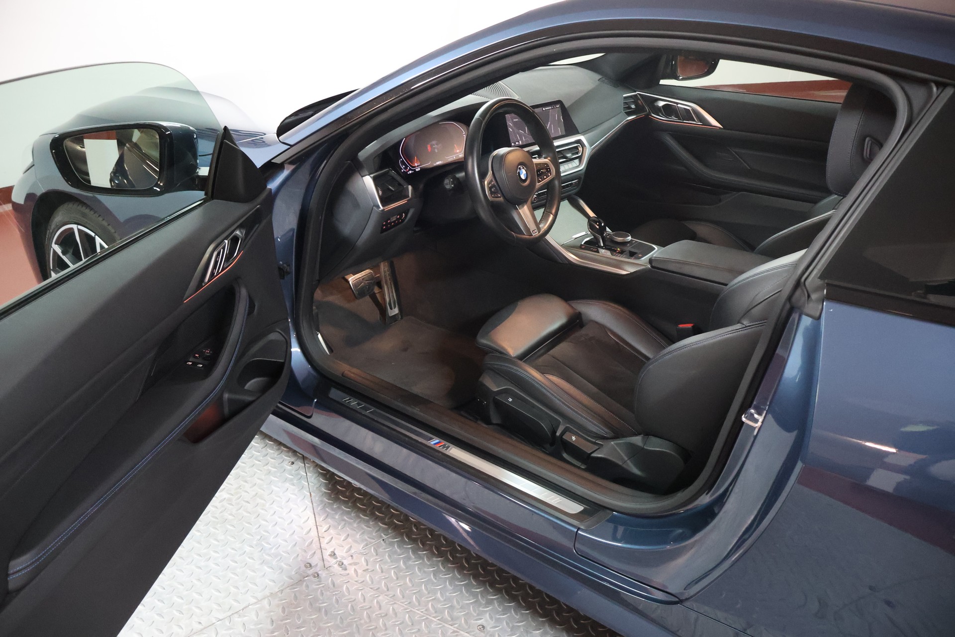 BMW 420i Coupé M Sport Steptronic-image-6