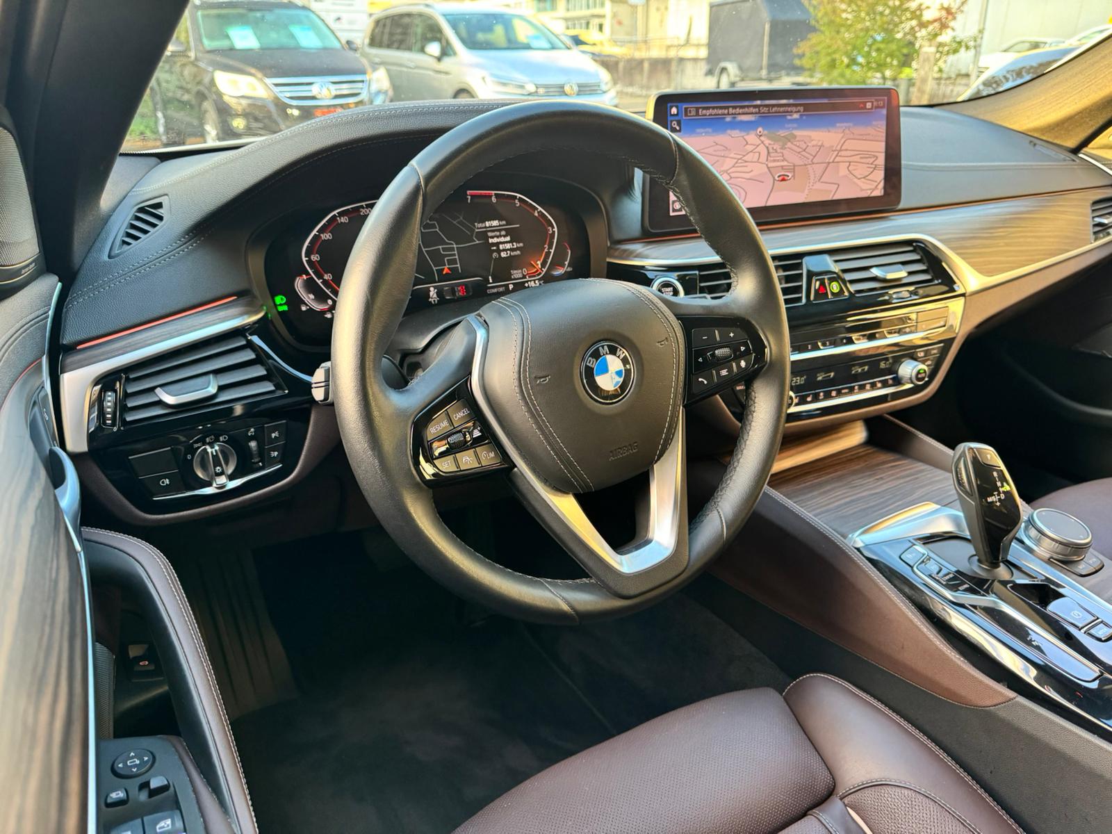 BMW 530i xDrive CH FAHRZEUG-image-16