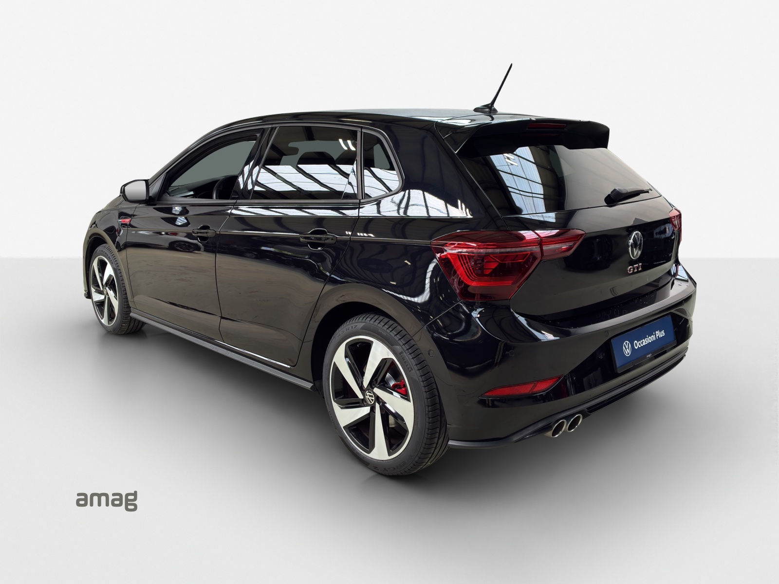 VW Polo 2.0 TSI GTI DSG-image-2