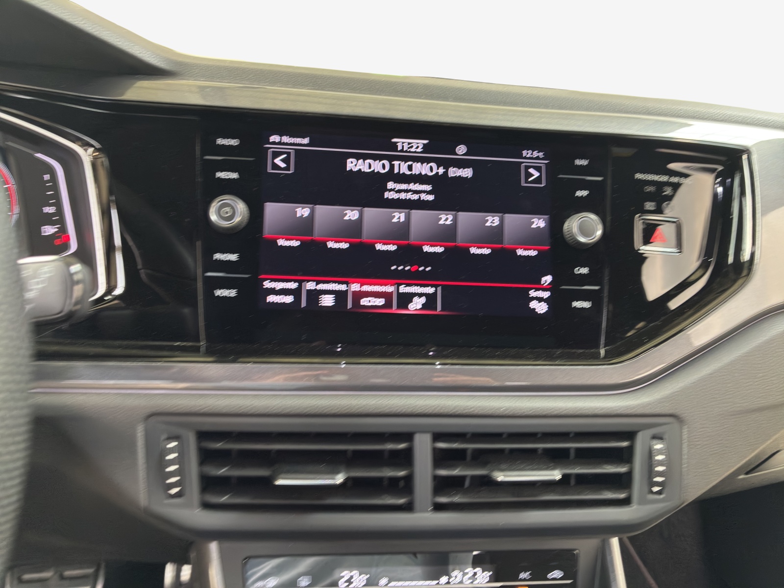 VW Polo 2.0 TSI GTI DSG-image-10