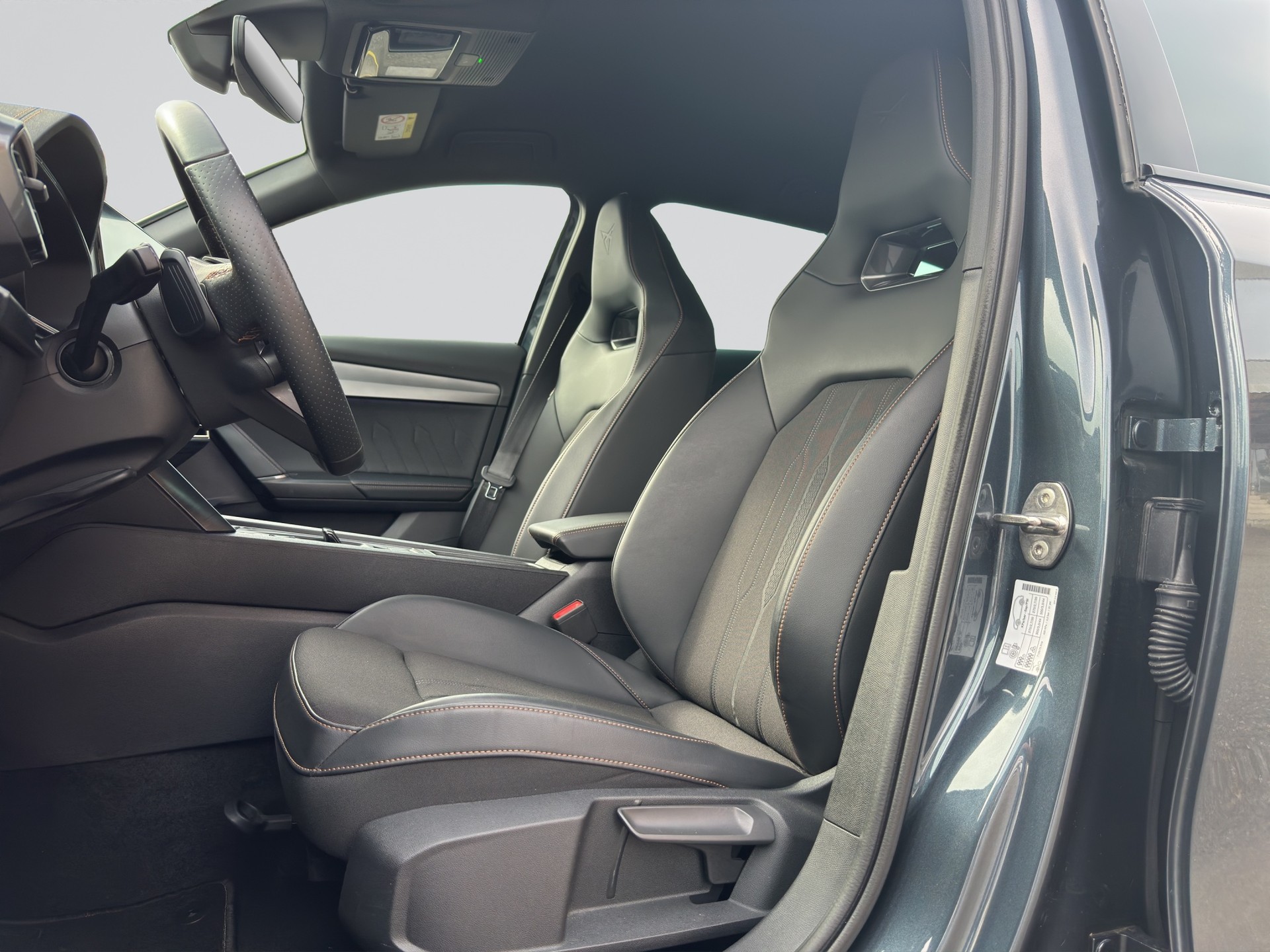 CUPRA Formentor 2.0TSI VZ 4Drive DSG-image-5
