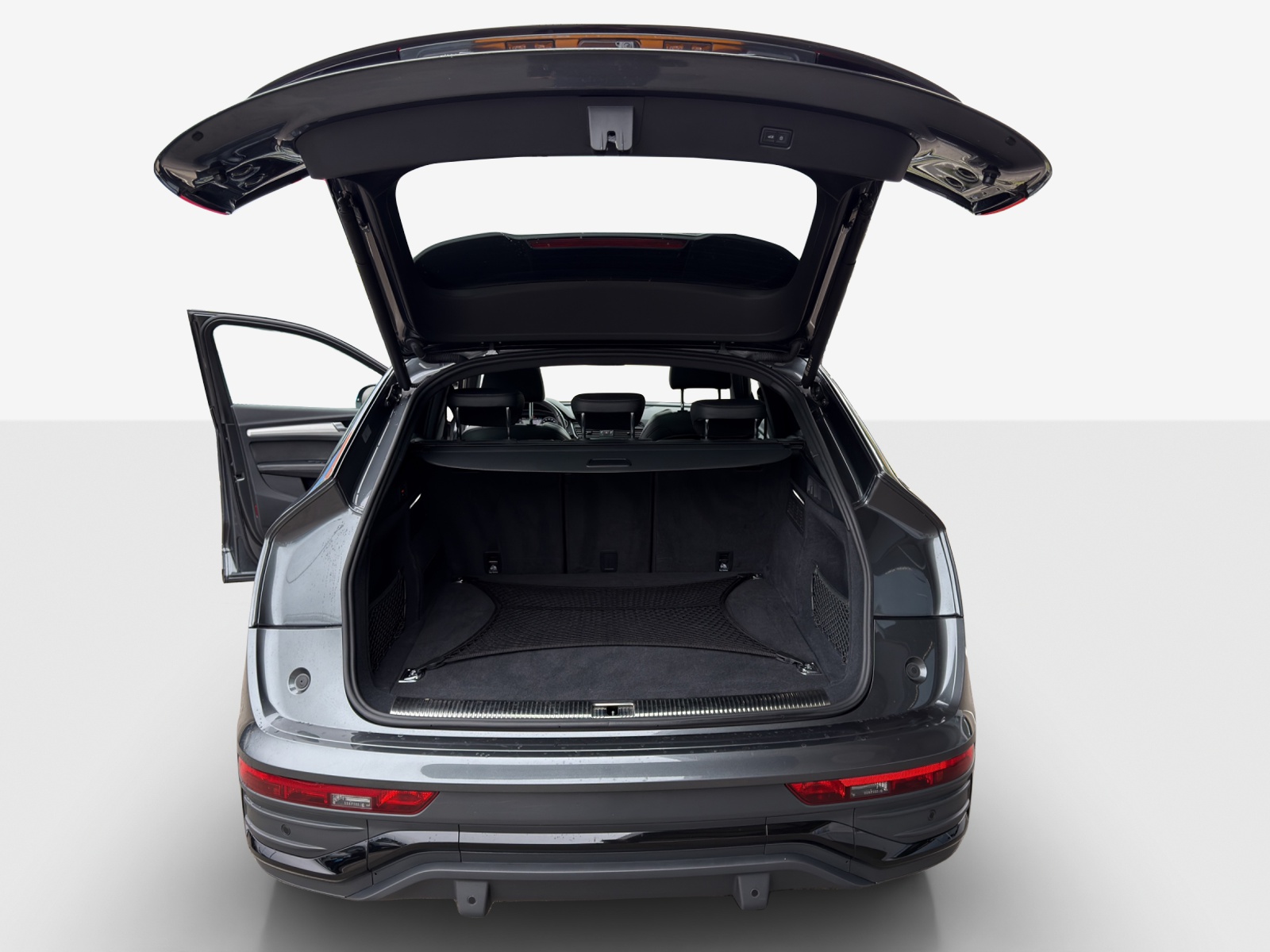 AUDI Q5 Sportback 55 TFSI e PHEV S line quattro S-tronic-image-12