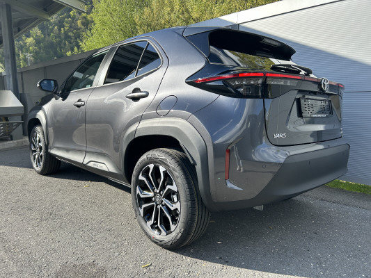 TOYOTA Yaris Cross 1.5 Trend AWD-image-3