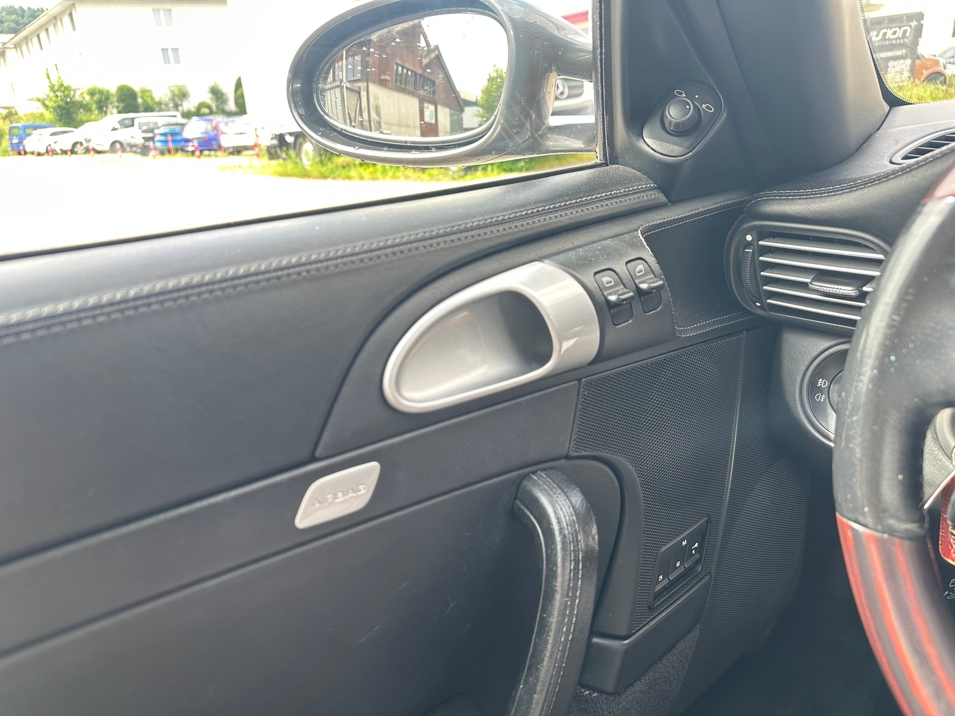 PORSCHE 911 CARRERA 4S WLS TIPTRONIC l 381 PS-image-13