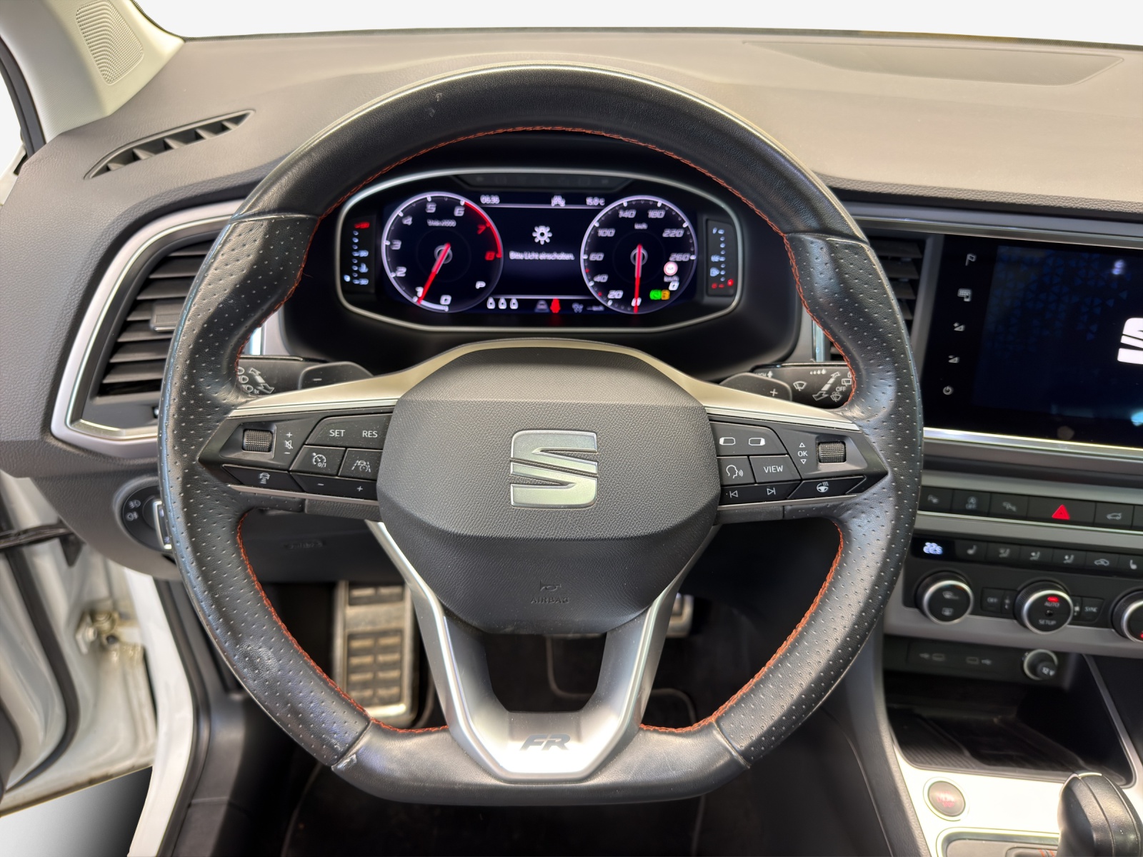 SEAT Ateca 2.0 TSI Hola FR 4Drive DSG-image-9