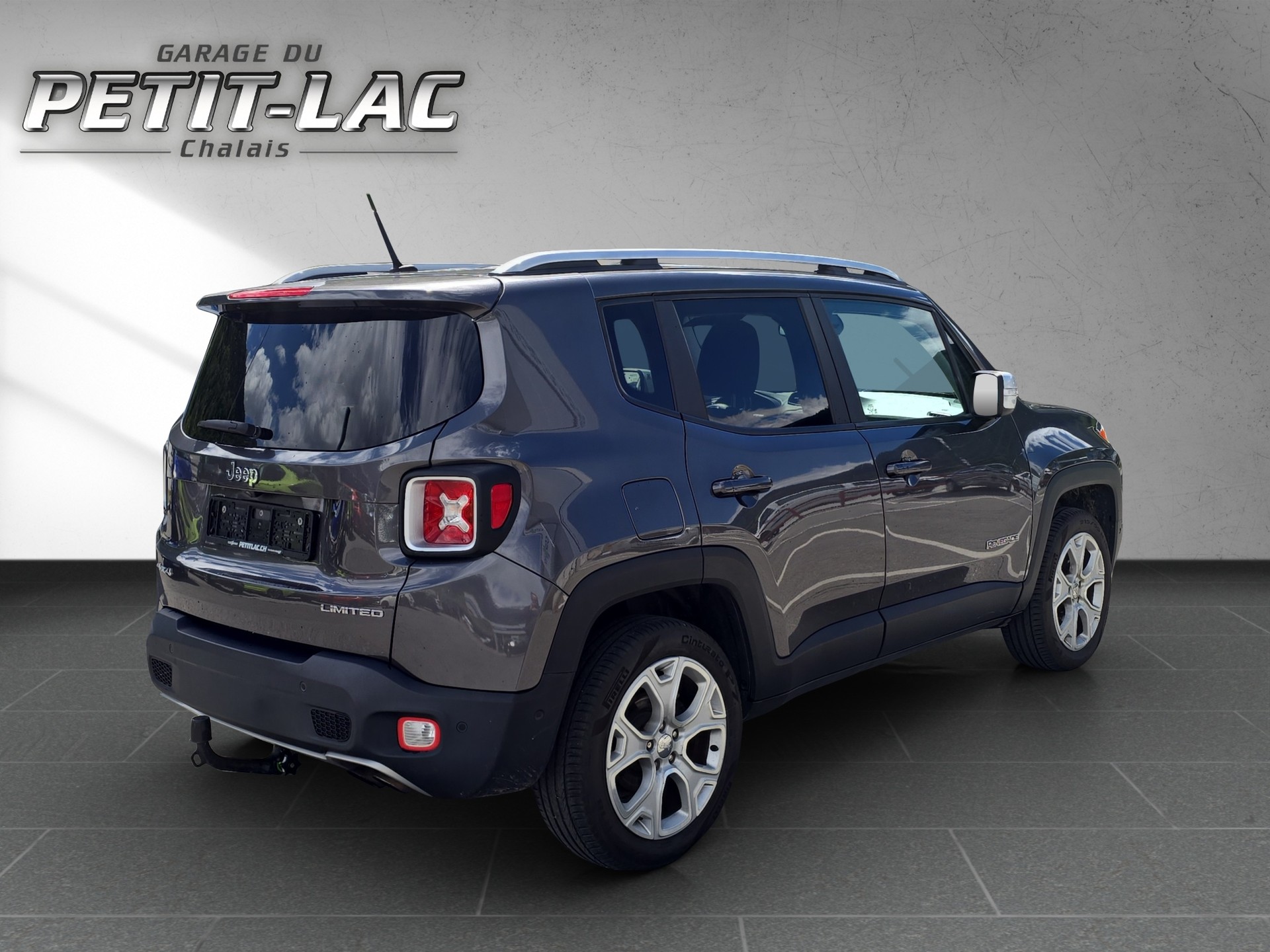 JEEP Renegade 1.4 Turbo Limited AWD-image-5