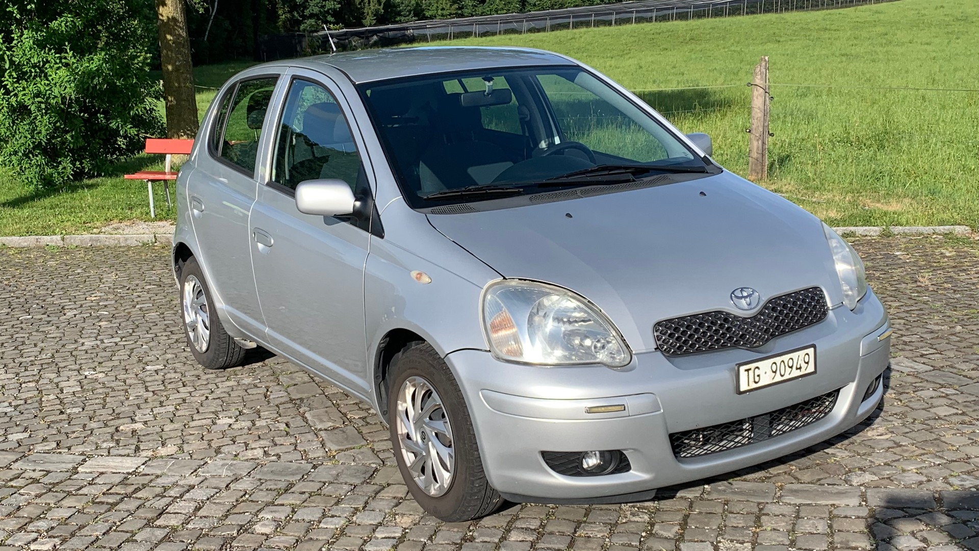 TOYOTA 1.3 16V Linea Luna-image-0