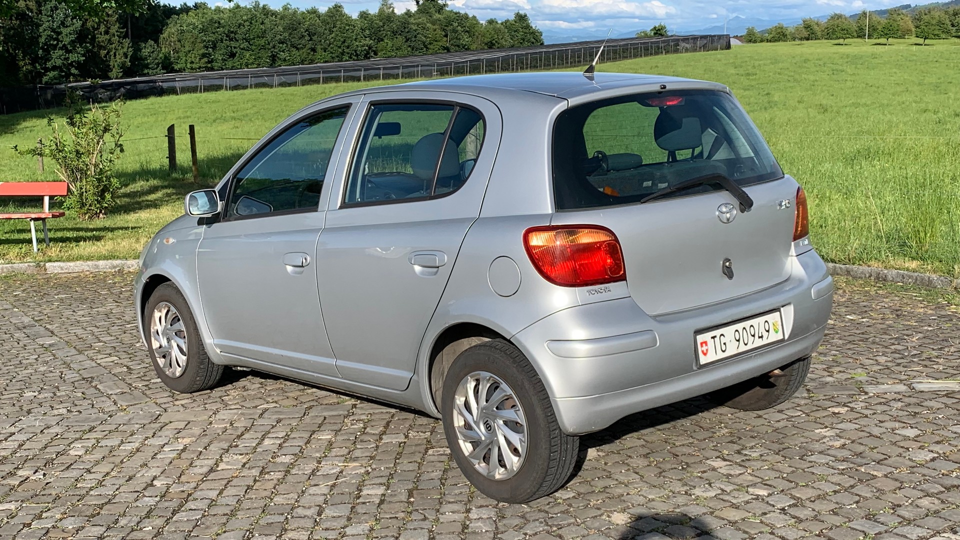 TOYOTA 1.3 16V Linea Luna-image-3