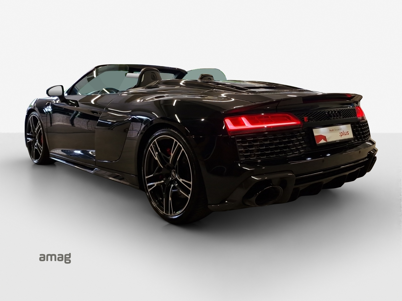 AUDI R8 Spyder performance S-Tronic-image-13