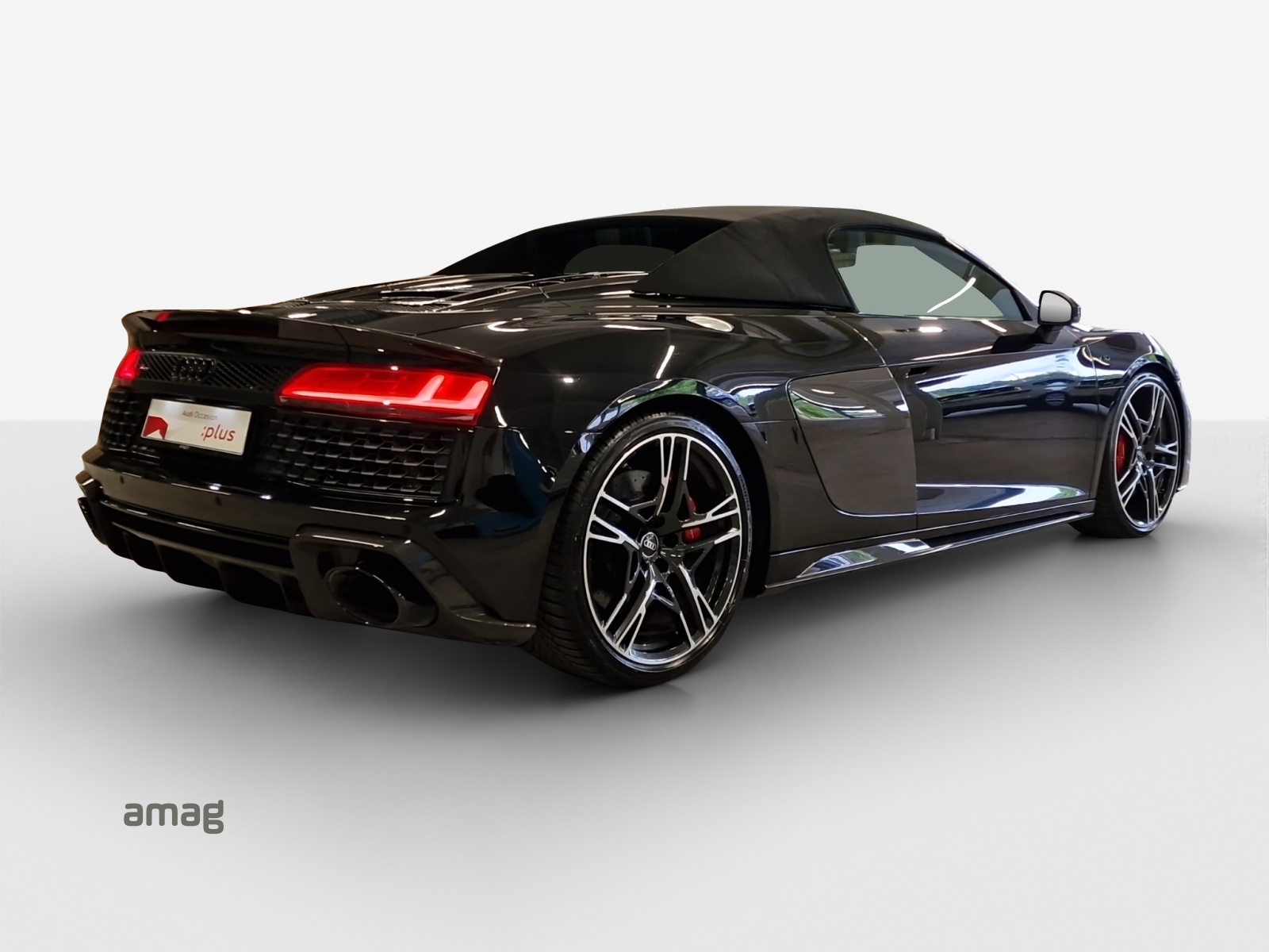 AUDI R8 Spyder performance S-Tronic-image-4