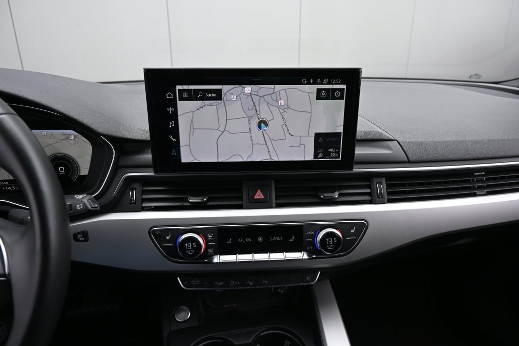 AUDI A4 Avant 2.0 TFSI 35 S-tronic-image-11