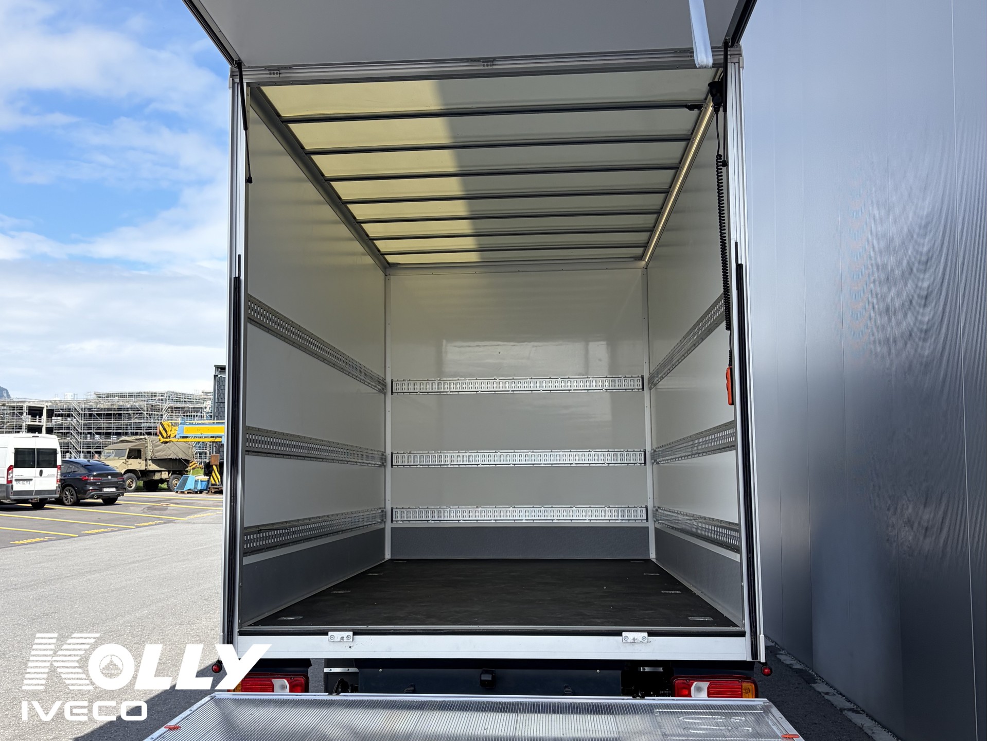 IVECO 35S16A8-image-2