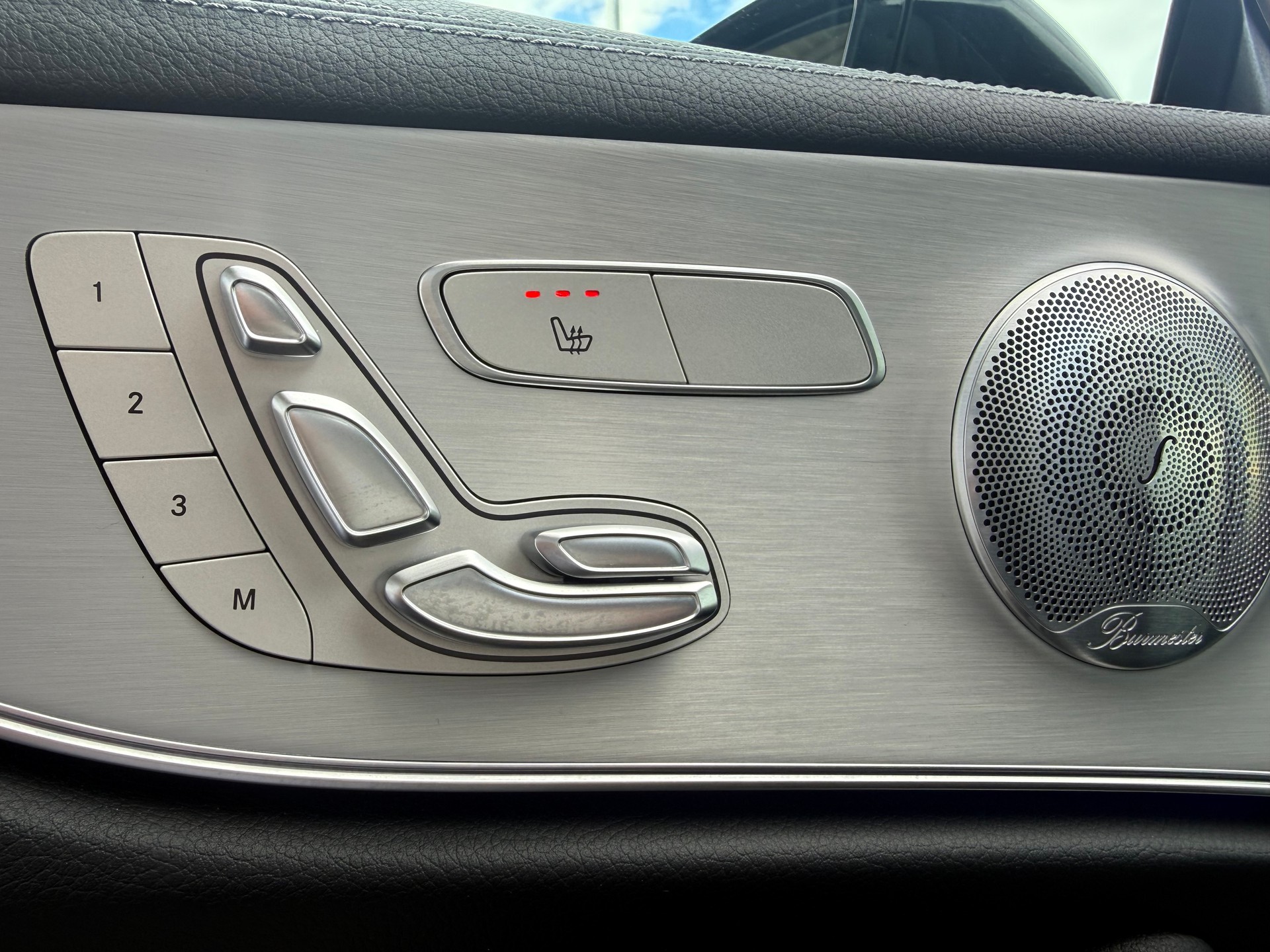 MERCEDES-BENZ E 200 Coupé AMG Line 4 Matic 9G-Tronic-image-7