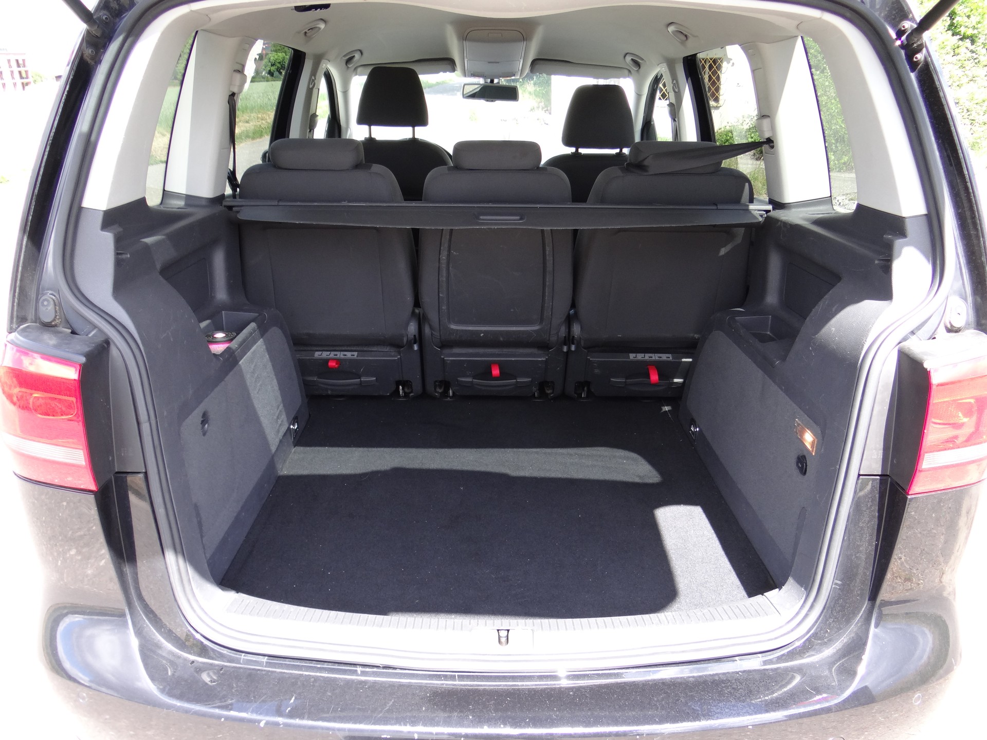 VW Touran 2.0 TDI Highline DSG-image-6
