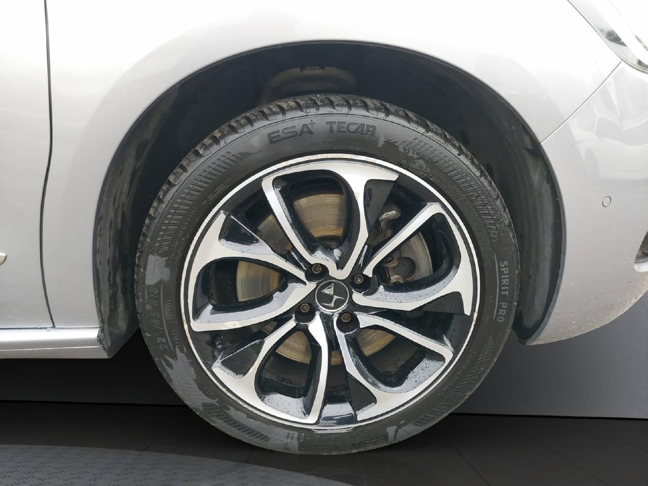 DS AUTOMOBILES 4 1.6 THP 210 Sport Chic-image-11