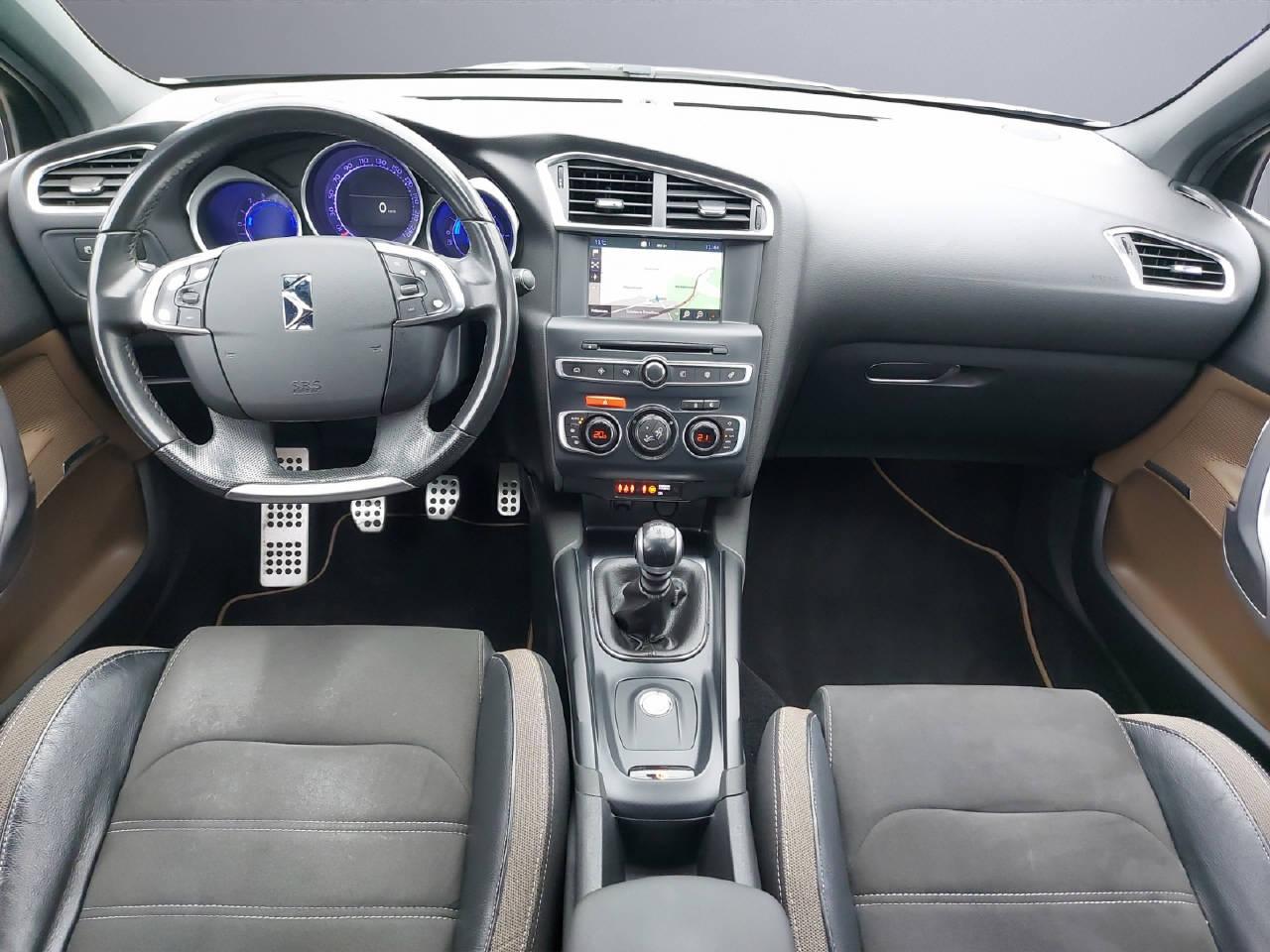 DS AUTOMOBILES 4 1.6 THP 210 Sport Chic-image-6