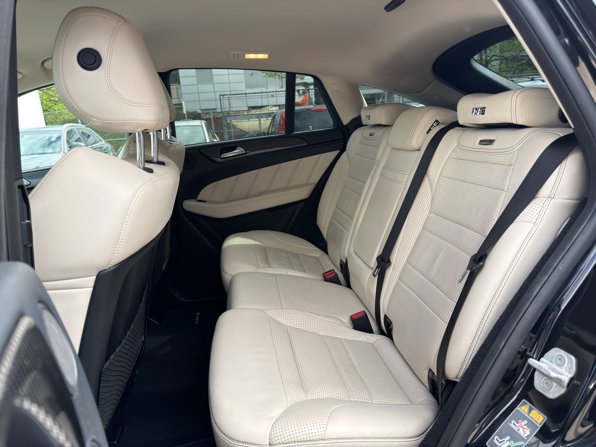 MERCEDES-BENZ GLE Coupé 63 S AMG 4Matic Speedshift-image-10