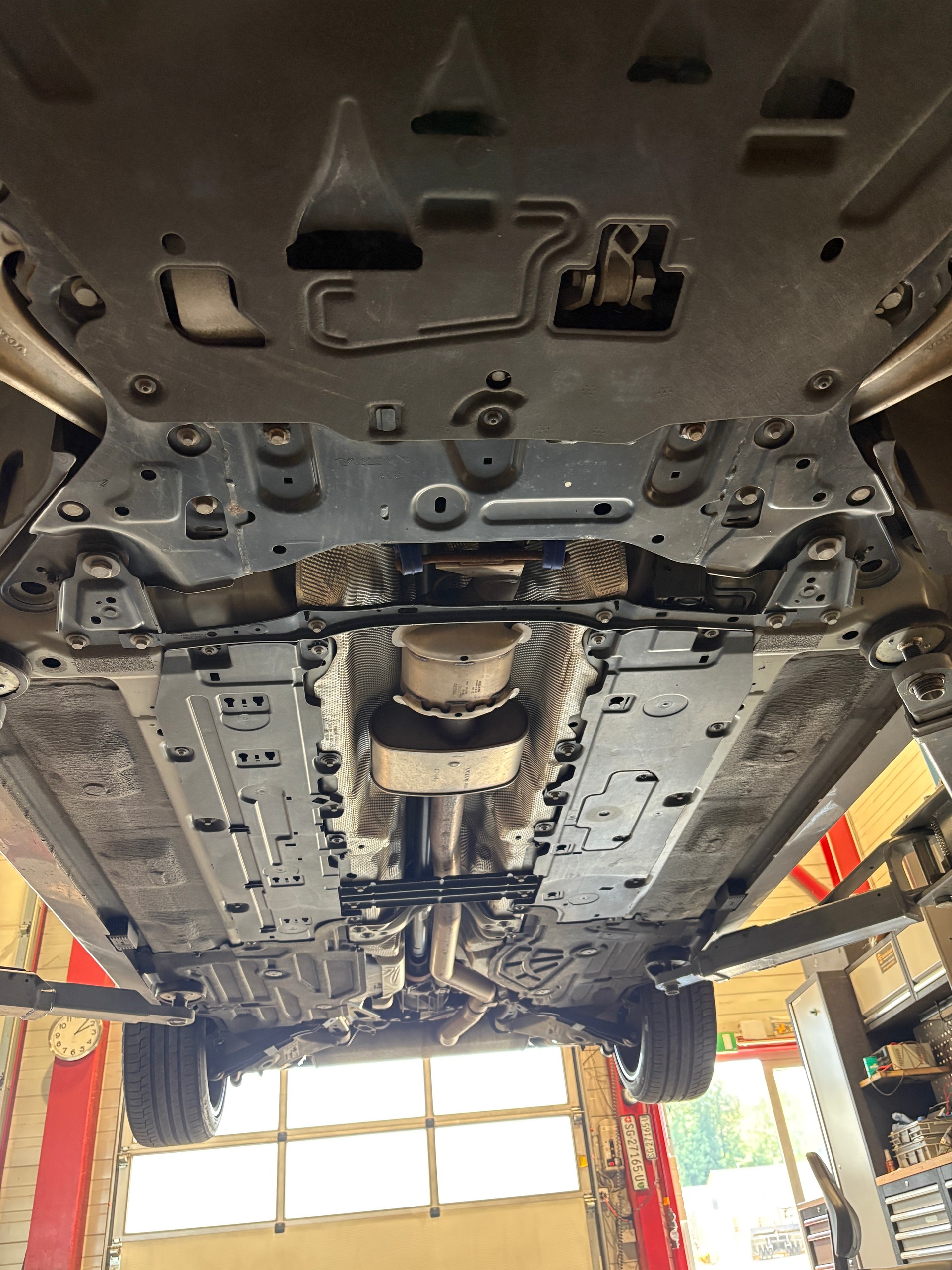 VOLVO T6 Inscription-image-5