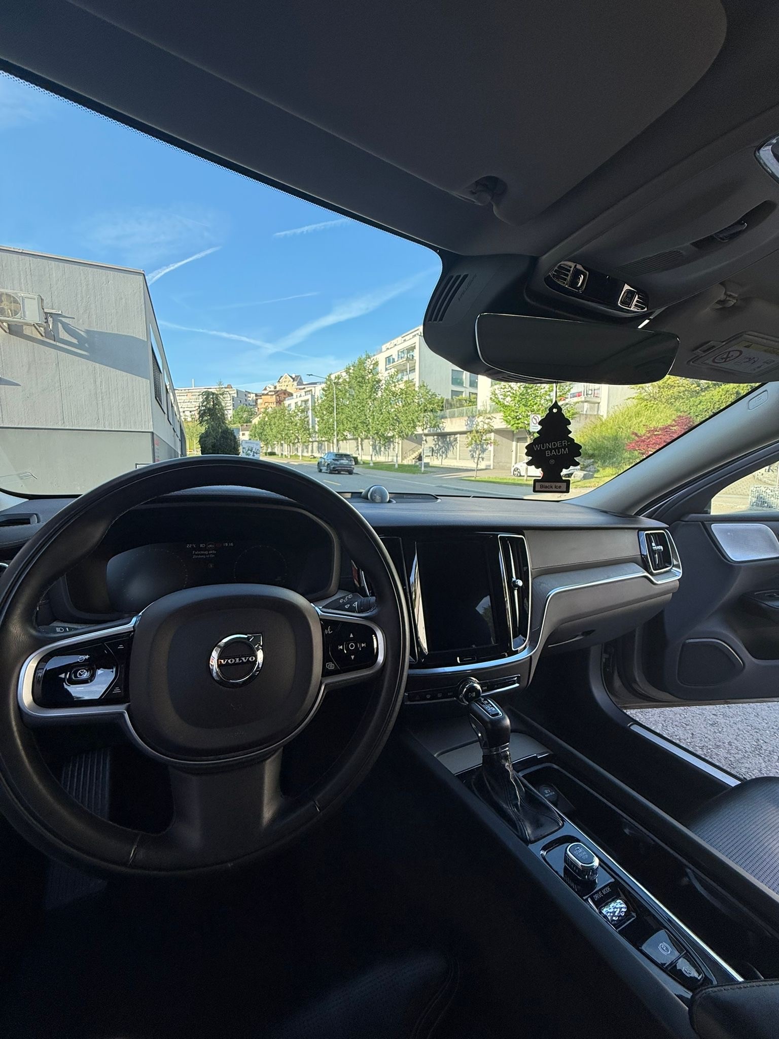 VOLVO T6 Inscription-image-2