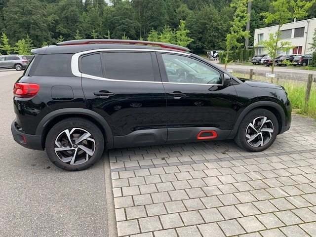 CITROEN 1.6 PureTech Shine-image-2