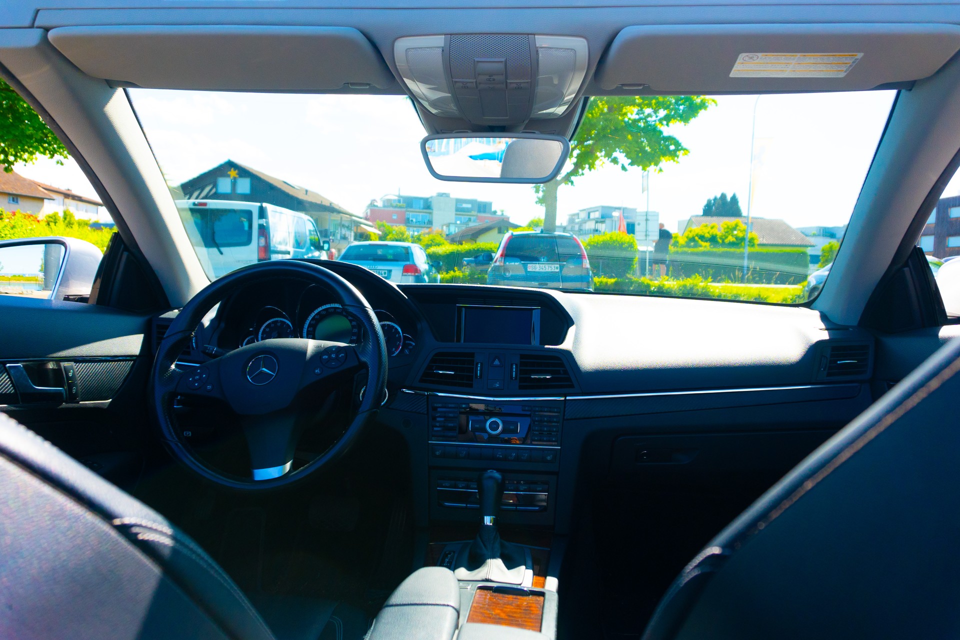 MERCEDES-BENZ E 250 CGI BlueEF-image-6