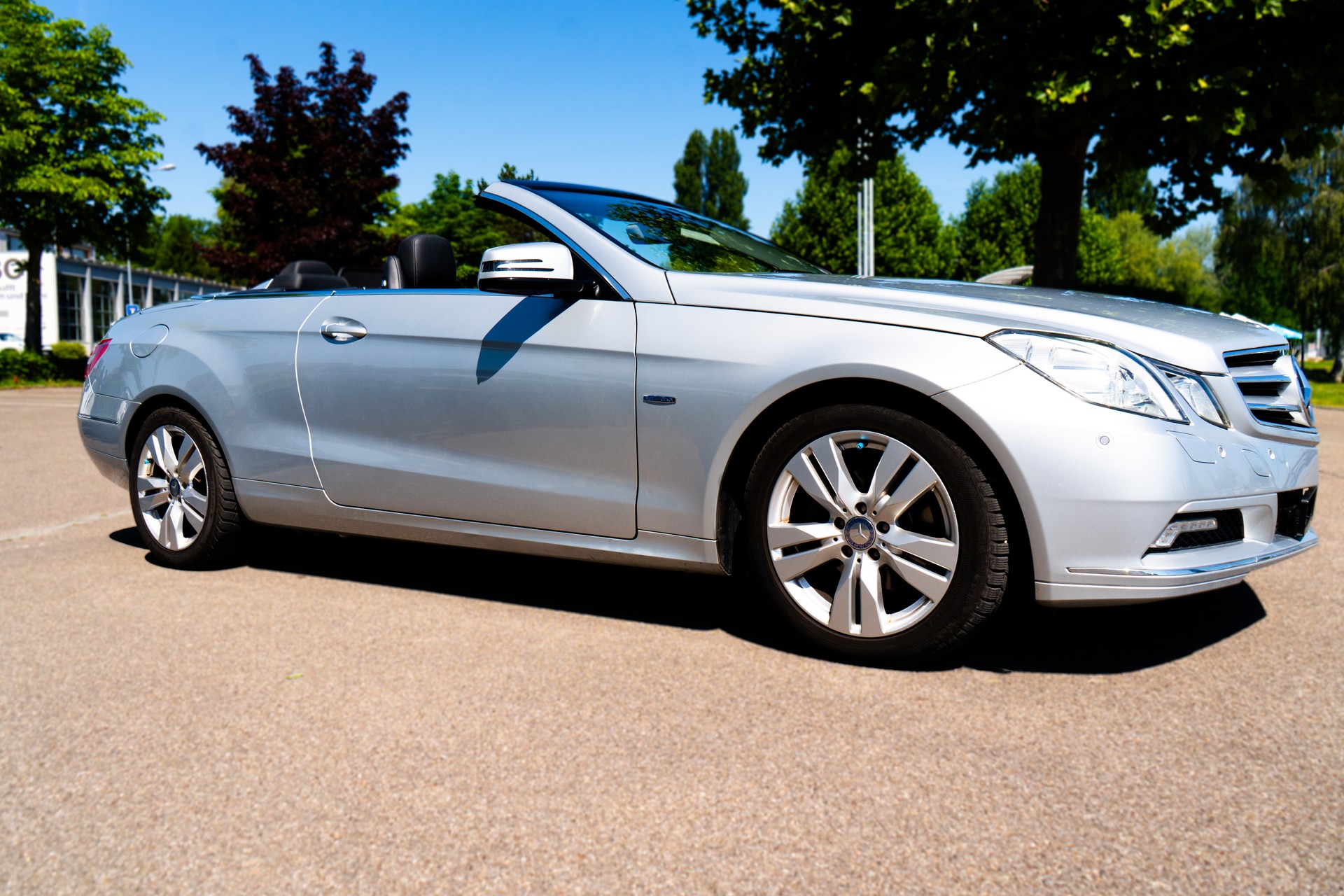 MERCEDES-BENZ E 250 CGI BlueEF-image-10