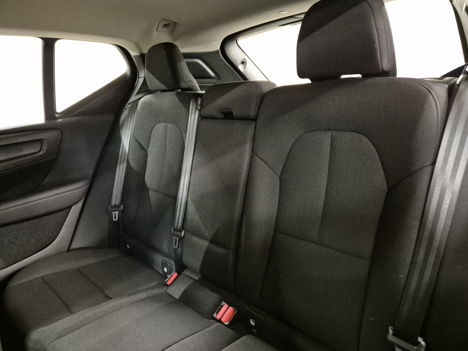 VOLVO XC40 1.5 T3 Momentum Light-image-15