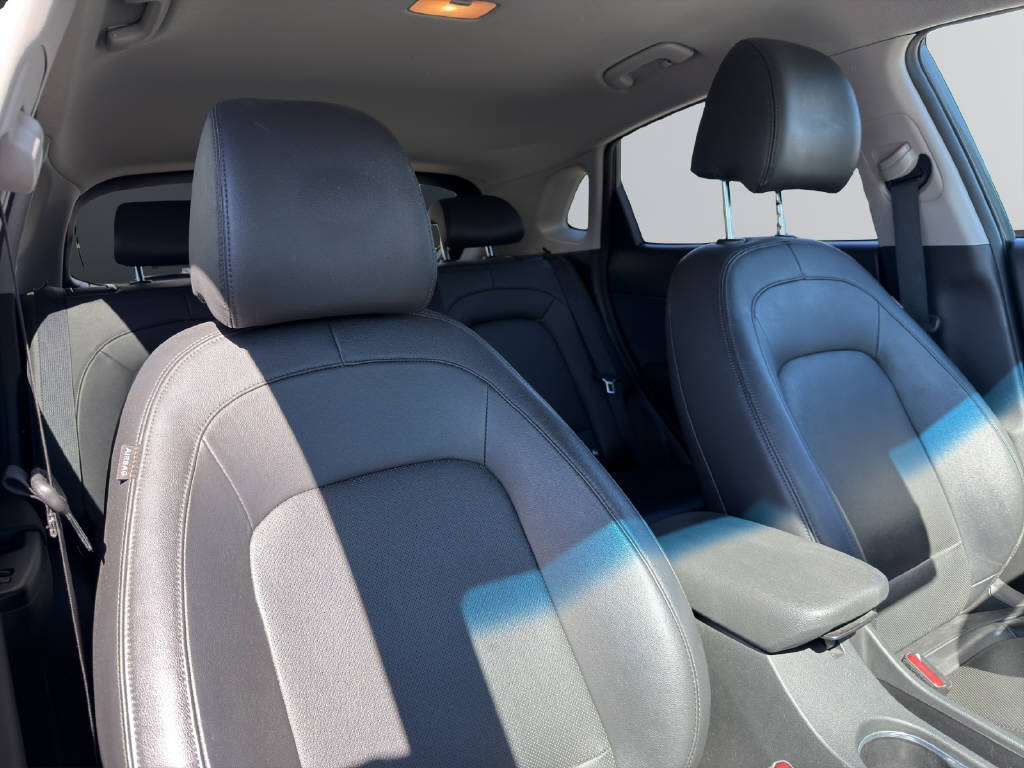 HYUNDAI Kona 1.6 GDi Hybrid Vertex-image-12