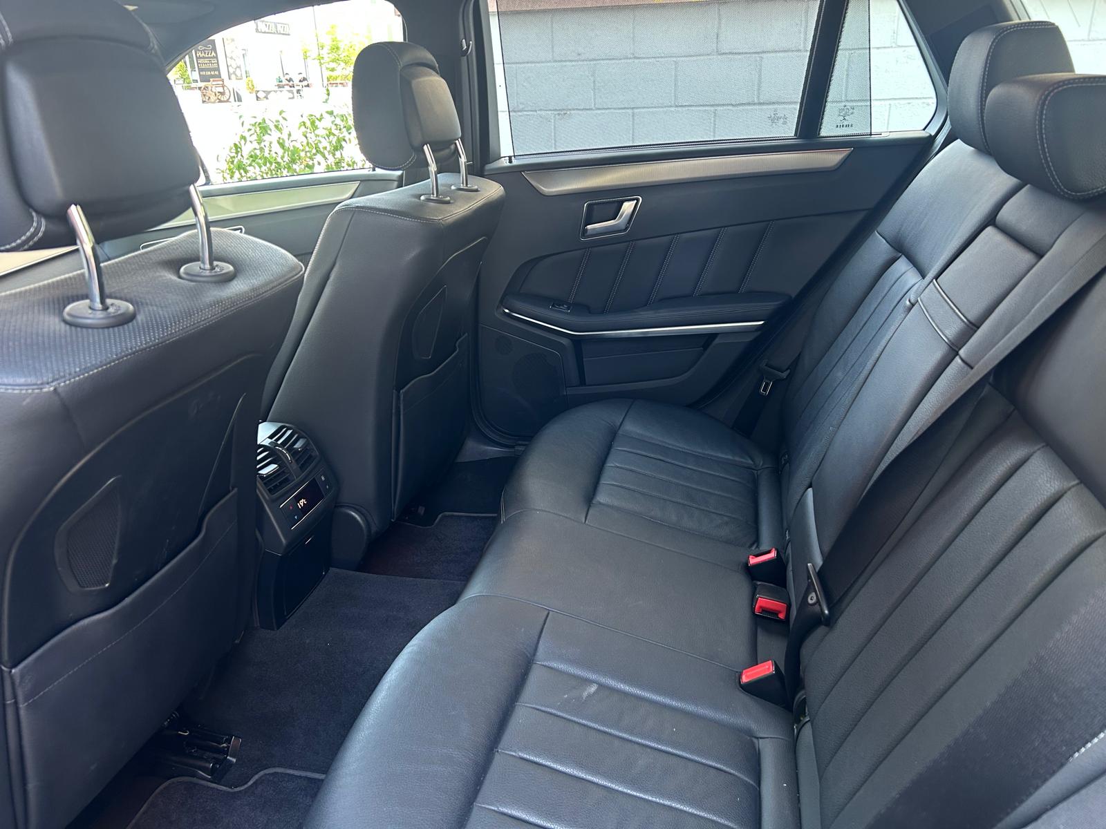 MERCEDES-BENZ E 350 BlueTEC Elégance 4Matic 7G-Tronic-image-10