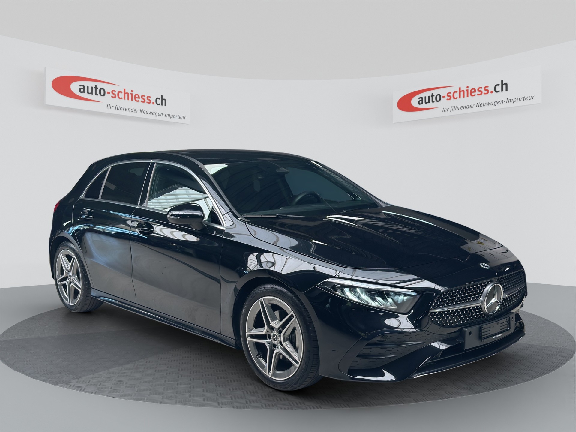 MERCEDES-BENZ A 200 d 8G-DCT AMG Line-image-0