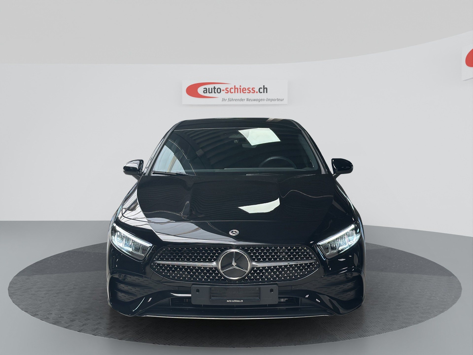 MERCEDES-BENZ A 200 d 8G-DCT AMG Line-image-1