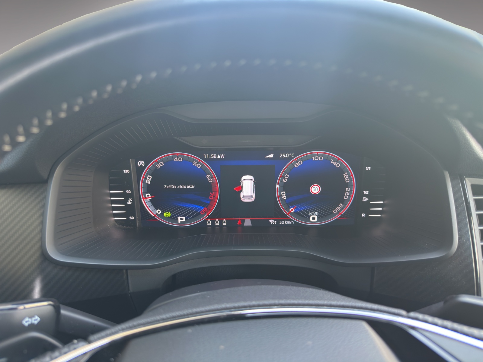SKODA Kodiaq 2.0 TSI 4x4 SportLine-image-13