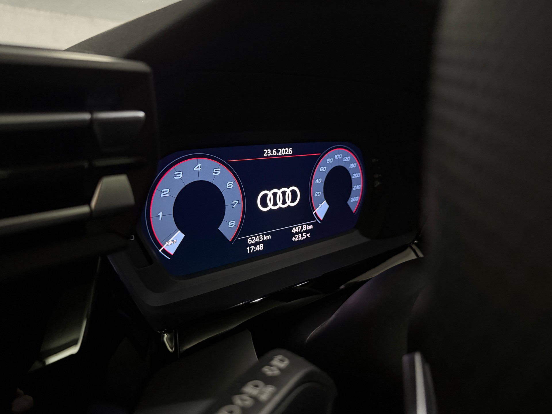 AUDI A3 Sportback TFSI 110 kW S line S tronic *Full options* *Garantie Audi 08/2027*-image-12