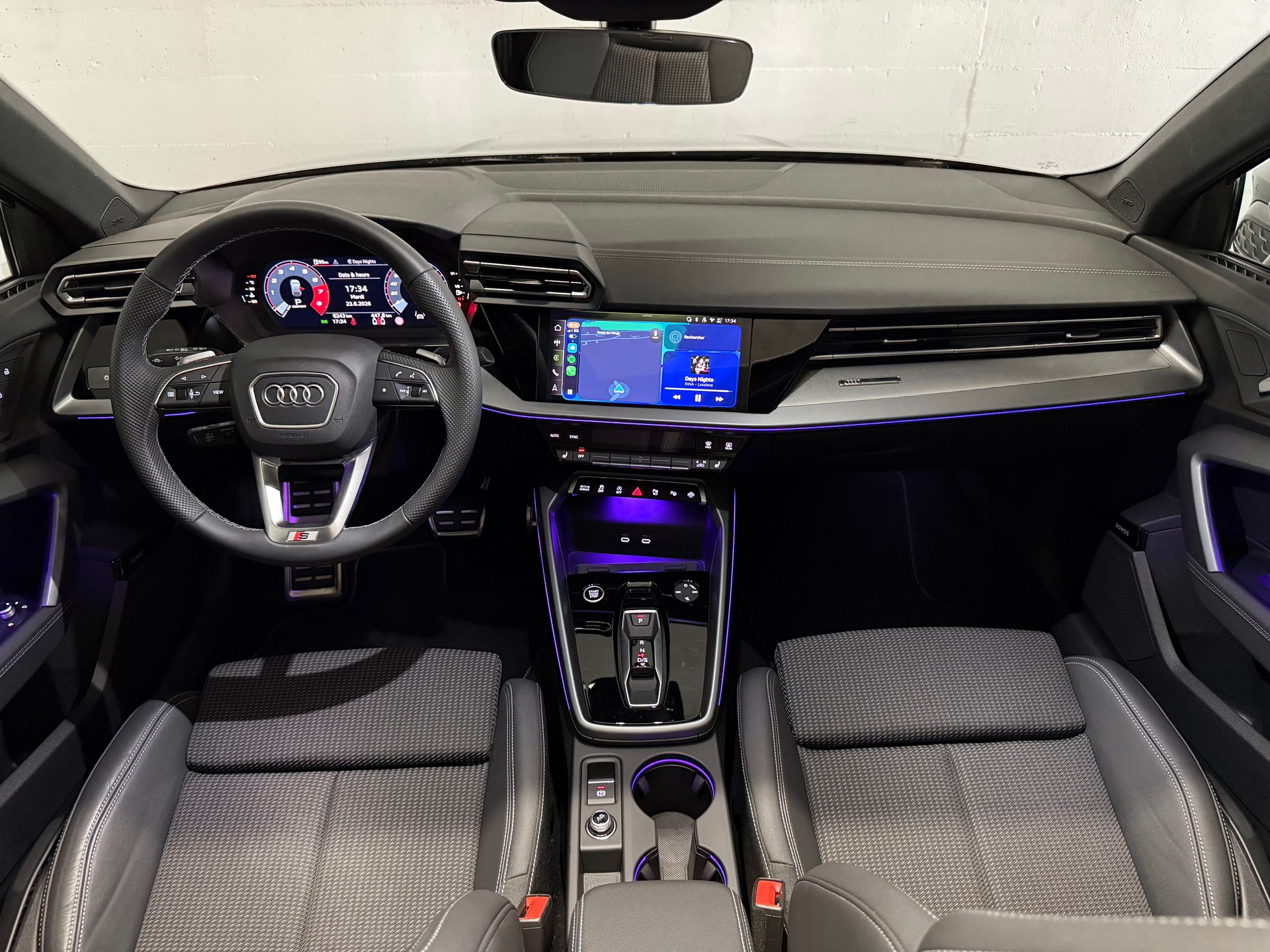AUDI A3 Sportback TFSI 110 kW S line S tronic *Full options* *Garantie Audi 08/2027*-image-10