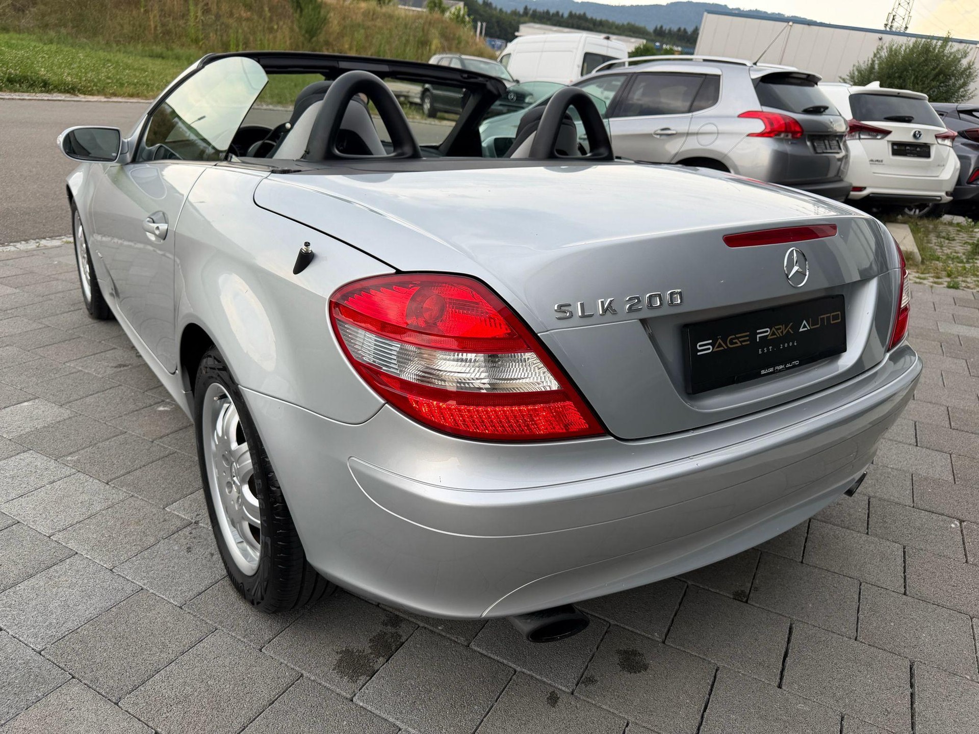 MERCEDES-BENZ SLK 200 Kompressor Cabriolet-image-4