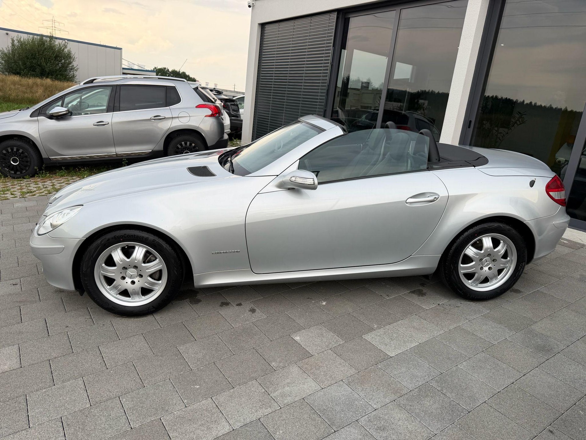 MERCEDES-BENZ SLK 200 Kompressor Cabriolet-image-22